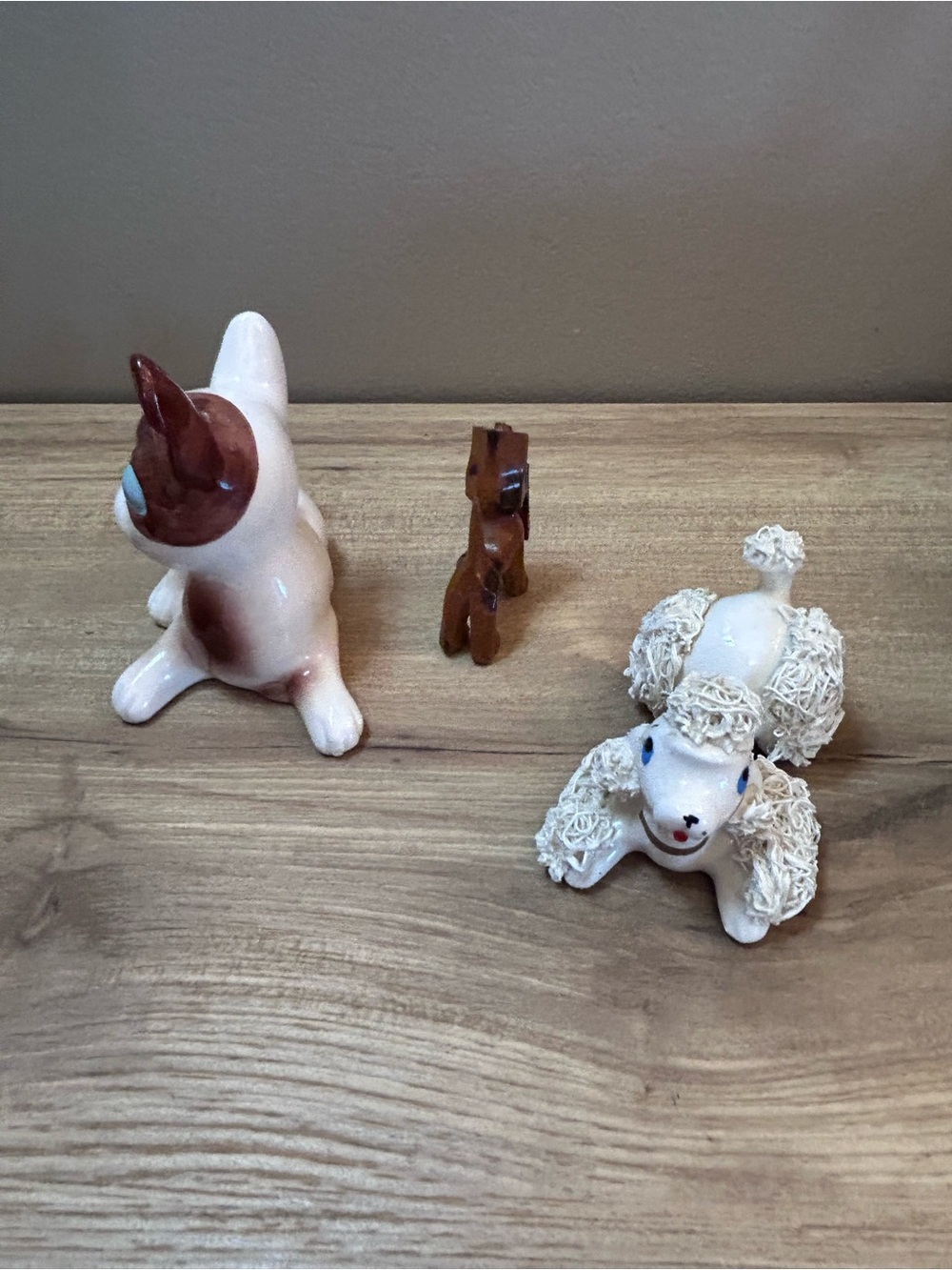 Vintage White and Brown Bulldog, wood hound dog and White Poodle Figurines - Picture 4 of 6